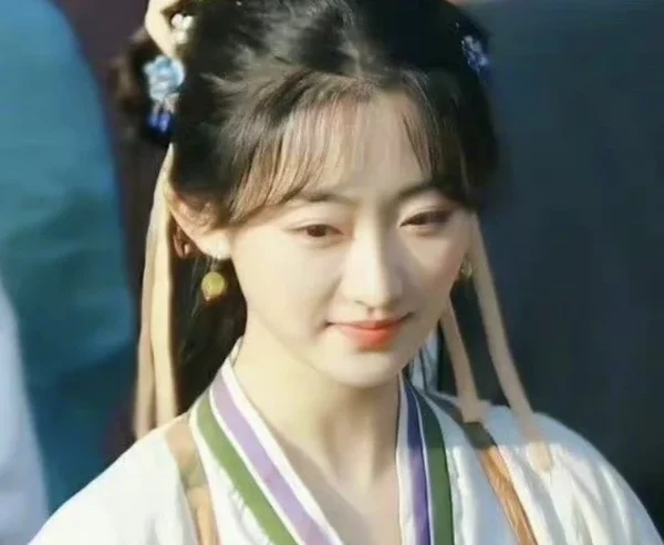 Dương Vũ Đồng là Tiểu Long Nữ bản mới kenhtingame com thumb duong vu dong la tieu long nu ban moi e40b1774751689554 940w