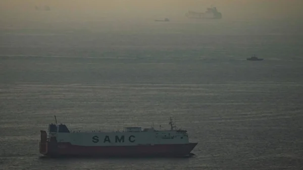 Iran tuyên bố "chính thức đóng eo biển Hormuz" kenhtingame com thumb iran tuyen bo quot chinh thuc dong eo bien hormuz quot 50fb1774613305777 940w