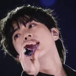 Jin (BTS) bị ruồng bỏ, công ty quản lý “thêm dầu vào lửa” kenhtingame com thumb jin bts bi ruong bo cong ty quan ly them dau vao lua 0cad1774264236046 940w