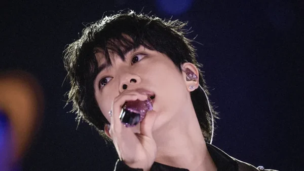 Jin (BTS) bị ruồng bỏ, công ty quản lý “thêm dầu vào lửa” kenhtingame com thumb jin bts bi ruong bo cong ty quan ly them dau vao lua 0cad1774264236046 940w