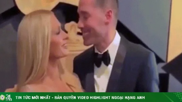 Khoảnh khắc khiến chồng Paris Hilton bị nhận xét tổn thương vì quá yêu vợ kenhtingame com thumb khoanh khac khien chong paris hilton bi nhan xet ton thuong vi qua yeu vo 667e1774327464429 940w