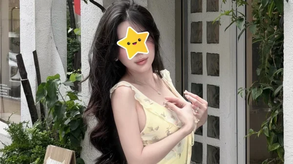 Khoảnh khắc "Cafe dạo phố" của hot girl Sài thành khiến dân tình... "cảm nắng" online kenhtingame com thumb khoanh khac quot cafe dao pho quot cua hot girl sai thanh khien dan tinh quot cam nang quot online 67581773826300867 940w