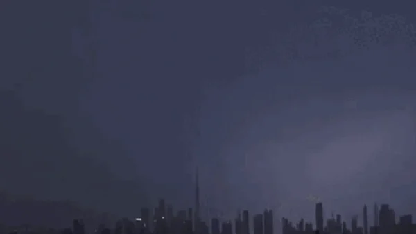 Khoảnh khắc sét đánh thẳng vào toà nhà cao nhất thế giới: Cảnh tượng như ngày "tận thế" ở Dubai kenhtingame com thumb khoanh khac set danh thang vao toa nha cao nhat the gioi canh tuong nhu ngay quot tan the quot o dubai bd411774692653570 940w