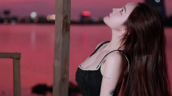 Khởi động đường đua mùa hè, hot girl xinh đẹp tung bộ ảnh "quyến rũ" khiến anh em choáng váng kenhtingame com thumb khoi dong duong dua mua he hot girl xinh dep tung bo anh quot quyen ru quot khien anh em choang vang 3ddb 940w