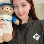 Kiếm tiền từ ảnh gợi cảm: Hot girl gây sốt khi cấm fan xem Q1 và công khai bộ quy tắc gây tranh cãi kenhtingame com thumb kiem tien tu anh goi cam hot girl gay sot khi cam fan xem q1 va cong khai bo quy tac gay tranh cai a1101773223010853 940w