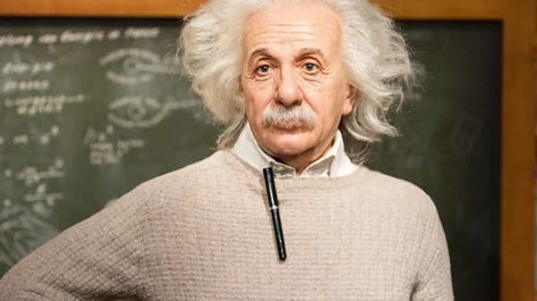 Kiểm tra sự thật: Liệu Albert Einstein có từng nói câu "Không thể bắt con cá leo cây"? kenhtingame com thumb kiem tra su that lieu albert einstein co tung noi cau khong the bat con ca leo cay 4e021773539604209 940w