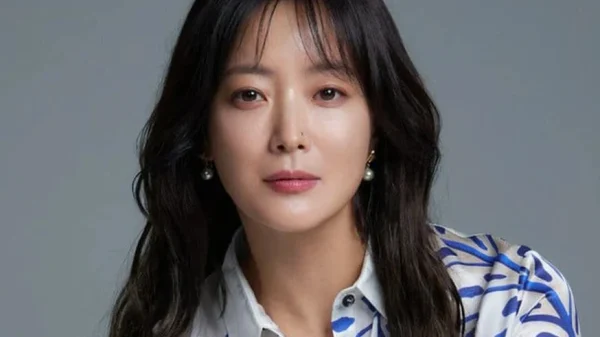 Kim Hee Sun từ chối 3 bom tấn giúp Song Hye Kyo đổi đời kenhtingame com thumb kim hee sun tu choi 3 bom tan giup song hye kyo doi doi 0ab71773679187842 940w