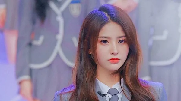 Kim Tử Hàm ra tín hiệu cầu cứu qua một bài hát, cuộc sống đang bị kiểm soát kenhtingame com thumb kim tu ham ra tin hieu cau cuu qua mot bai hat cuoc song dang bi kiem soat 1ef4 940w