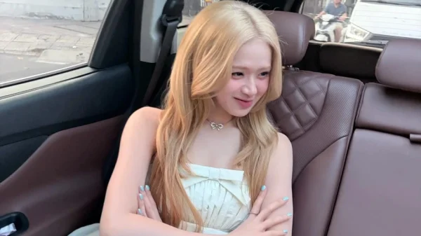 Linh Ka "thu hút" mọi ánh nhìn, diện mạo cực phẩm fan si mê chấm điểm 10+ kenhtingame com thumb linh ka quot thu hut quot moi anh nhin dien mao cuc pham fan si me cham diem 10 20641774598131744 940w