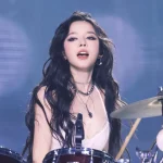 LyLy chỉ cần đàn hát là được khen kenhtingame com thumb lyly chi can dan hat la duoc khen 36701774494552231 940w