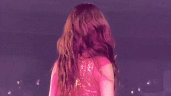 Mỹ nhân khổ nhất showbiz: Mất 3 năm để “vịt hoá thiên nga”, đẹp đến mấy cũng phải nhường spotlight kenhtingame com thumb m nhan kho nhat showbiz mat 3 nam de vit hoa thien nga dep den may cung phai nhuong spotlight b2f3 940w