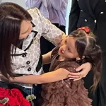 Mỹ Tâm hội ngộ bé gái 7 tuổi gây sốt tại A80 kenhtingame com thumb m tam hoi ngo be gai 7 tuoi gay sot tai a80 31951774699110634 940w