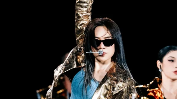 Mỹ Tâm kiếm 5.7 tỷ đồng/ngày: 45 tuổi "lão hoá ngược", làm gì cũng được cả nước ủng hộ kenhtingame com thumb m tam kiem 57 ty dong ngay 45 tuoi quot lao hoa nguoc quot lam gi cung duoc ca nuoc ung ho 6d91 940w