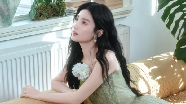 Màn lột xác 180 độ của Lư Dục Hiểu kenhtingame com thumb man lot xac 180 do cua lu duc hieu f41b1774085329647 940w