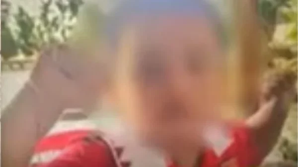 Mẹ đi làm ca đêm, con 3 tuổi ở nhà với cha dượng, sáng hôm sau bé trai tử vong bất thường kenhtingame com thumb me di lam ca dem con 3 tuoi o nha voi cha duong sang hom sau be trai tu vong bat thuong d9801774936006707 940w