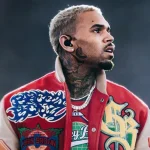 Nam ca sĩ hôn ngấu nghiến 1 phụ nữ có gia đình kenhtingame com thumb nam ca si hon ngau nghien 1 phu nu co gia dinh fb4d1774936773595 940w