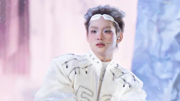 Nam ca sĩ vừa cháy vé concert chỉ trong 12 phút: Sự nghiệp cả "rổ hit", top 1 Spotify Việt Nam kenhtingame com thumb nam ca si vua chay ve concert chi trong 12 phut su nghiep ca quot ro hit quot top 1 spotify viet nam 80591774406472545 940w