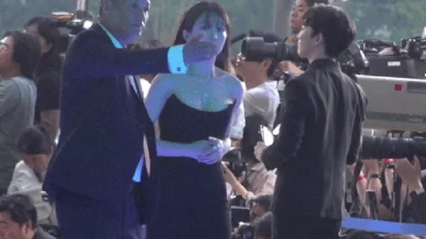 Ngọc nữ showbiz hoãn cưới vô thời hạn vì chồng bác sĩ bị xét xử sau cái chết của bệnh nhân kenhtingame com thumb ngoc nu showbiz hoan cuoi vo thoi han vi chong bac si bi xet xu sau cai chet cua benh nhan bd8b1773162545149 940w