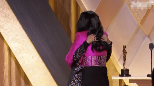 Ngôi sao bị Oscar đánh trượt 17 lần liên tiếp, 8 giây phản ứng khi thua cuộc gây sốt MXH kenhtingame com thumb ngoi sao bi oscar danh truot 17 lan lien tiep 8 giay phan ung khi thua cuoc gay sot mxh 04471773723541845 940w