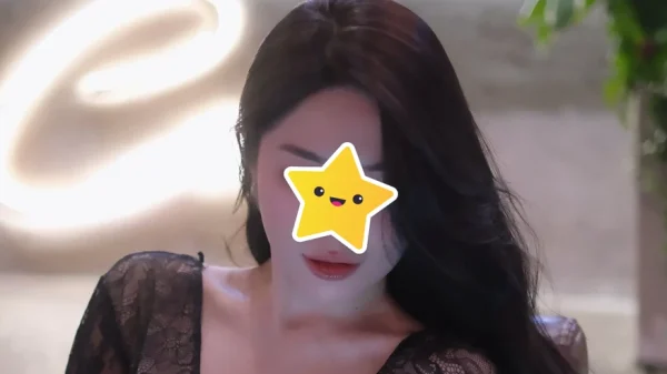 Nhờ chọn giúp ảnh đẹp, hot girl vô tình làm khó cộng đồng mạng với nhan sắc "không đùa được đâu" kenhtingame com thumb nho chon giup anh dep hot girl vo tinh lam kho cong dong mang voi nhan sac quot khong dua duoc dau quot e9091773804005023 940w