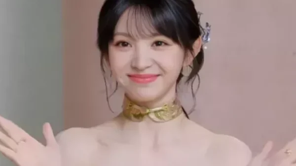 Nữ diễn viên bị cắt sóng đột ngột vì mặc hở kenhtingame com thumb nu dien vien bi cat song dot ngot vi mac ho 70c21774927196056 940w