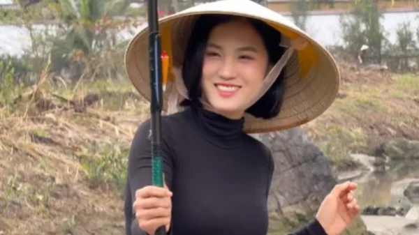 Nữ gymer bỏ tập đi câu cá gây sốt mạng, hút triệu lượt xem từ giới cần thủ kenhtingame com thumb nu gymer bo tap di cau ca gay sot mang hut trieu luot xem tu gioi can thu d8fb1773731723932 940w