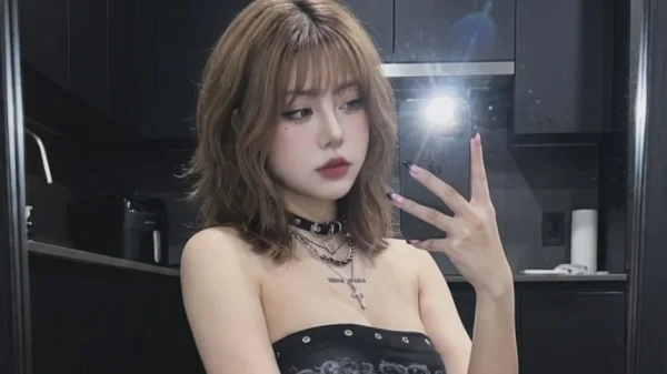 Phá vỡ nghi vấn "fake" hình ảnh, cô gái bị đồn là AI tung bằng chứng kenhtingame com thumb pha vo nghi van quot fake quot hinh anh co gai bi don la ai tung bang chung bc881774850088661 940w