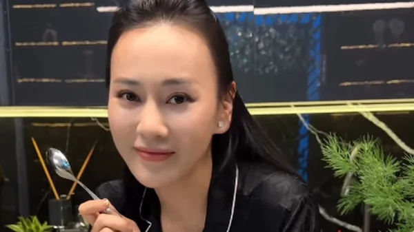 Phương Oanh trở lại với clip mới: hé lộ những điểm đáng chú ý kenhtingame com thumb phuong oanh tro lai voi clip moi he lo nhung diem dang chu y 22571773158820312 940w