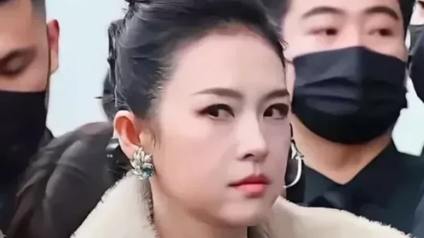 Quy tắc ngầm từ vụ Chương Tử Di lườm nguýt đàn em kenhtingame com thumb quy tac ngam tu vu chuong tu di luom nguyt dan em a3511774263814149 940w