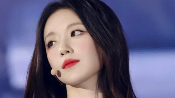 Shuhua đẹp siêu thực như "ma cà rồng chuyển thế" nhưng mãi bị chê vì hát dở kenhtingame com thumb shuhua dep sieu thuc nhu quot ma ca rong chuyen the quot nhung mai bi che vi hat do 2cde1774682806016 940w