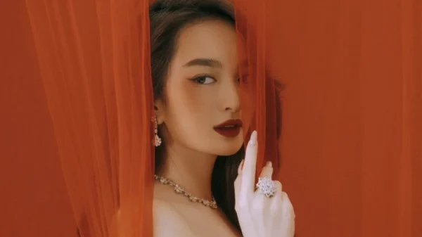 Thêm 1 mỹ nhân Việt lọt đề cử gương mặt đẹp nhất thế giới 2026: "Ngọc nữ trăm tỷ" màn ảnh Việt, làm CEO công ty riêng kenhtingame com thumb them 1 m nhan viet lot de cu guong mat dep nhat the gioi 2026 quot ngoc nu tram ty quot man anh viet lam ceo cong ty rieng 4693 940w