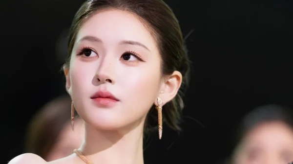 Triệu Lộ Tư bị xua đuổi kenhtingame com thumb trieu lo tu bi xua duoi 0b8b1774536204431 940w