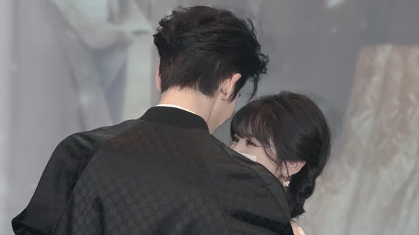 Trương Lăng Hách và Điền Hi Vi gây tranh cãi trên MXH: Cập nhật diễn biến và phản ứng của cư dân mạng kenhtingame com thumb truong lang hach va dien hi vi gay tranh cai tren mxh cap nhat dien bien va phan ung cua cu dan mang 3dc71773553869243 940w