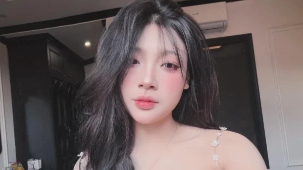 Tuyển trai đẹp đi chơi 8/3, TikToker Bún Bò Huế khiến CĐM "cười ra nước mắt" với nước đi không ngờ kenhtingame com thumb tuyen trai dep di choi 8 3 tiktoker bun bo hue khien cdm quot cuoi ra nuoc mat quot voi nuoc di khong ngo 05f4 940w