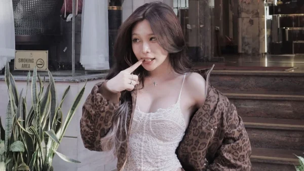 Vừa thông báo "tin vui", hot girl ngỡ ngàng phát hiện hình ảnh bản thân bị "fake" clip nhạy cảm để trục lợi kenhtingame com thumb vua thong bao quot tin vui quot hot girl ngo ngang phat hien hinh anh ban than bi quot fake quot clip nhay cam de truc loi 27661774589303500 940w