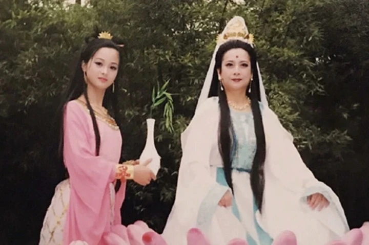 Tiên nữ đứng cạnh Bồ Tát phim "Tây du ký": Sự nghiệp lừng lẫy, U50 vẫn trẻ đẹp