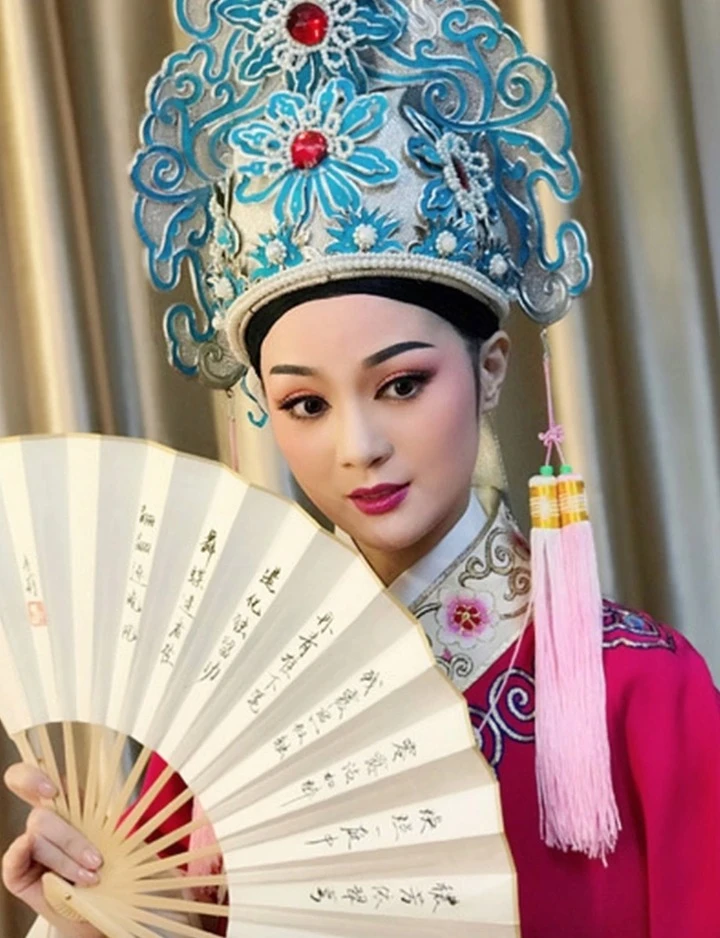 Tiên nữ đứng cạnh Bồ Tát phim "Tây du ký": Sự nghiệp lừng lẫy, U50 vẫn trẻ đẹp