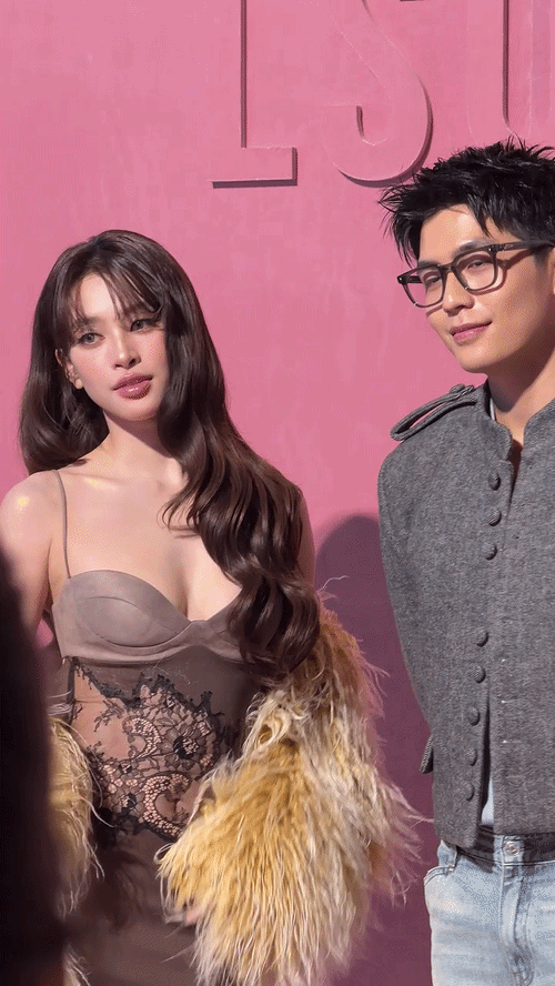 Tiểu Vy mặc váy hở vòng 1 sexy, visual đẹp phát sáng đứng kế Minh Hằng - Ngọc Trinh