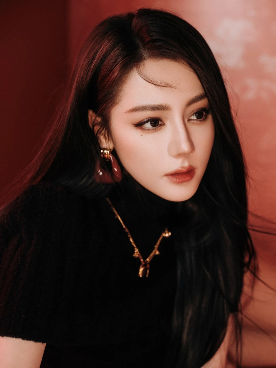 Tình thế tuyệt vọng của Địch Lệ Nhiệt Ba Tình thế tuyệt vọng của Địch Lệ Nhiệt Ba