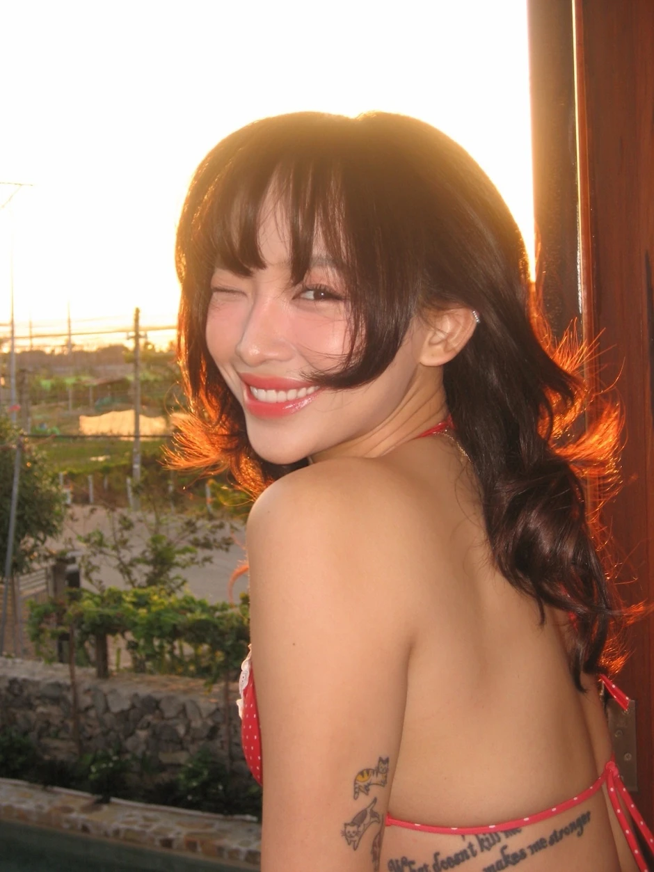 Tóc Tiên diện bikini khoe body khét, netizen chốt đúng 1 từ!