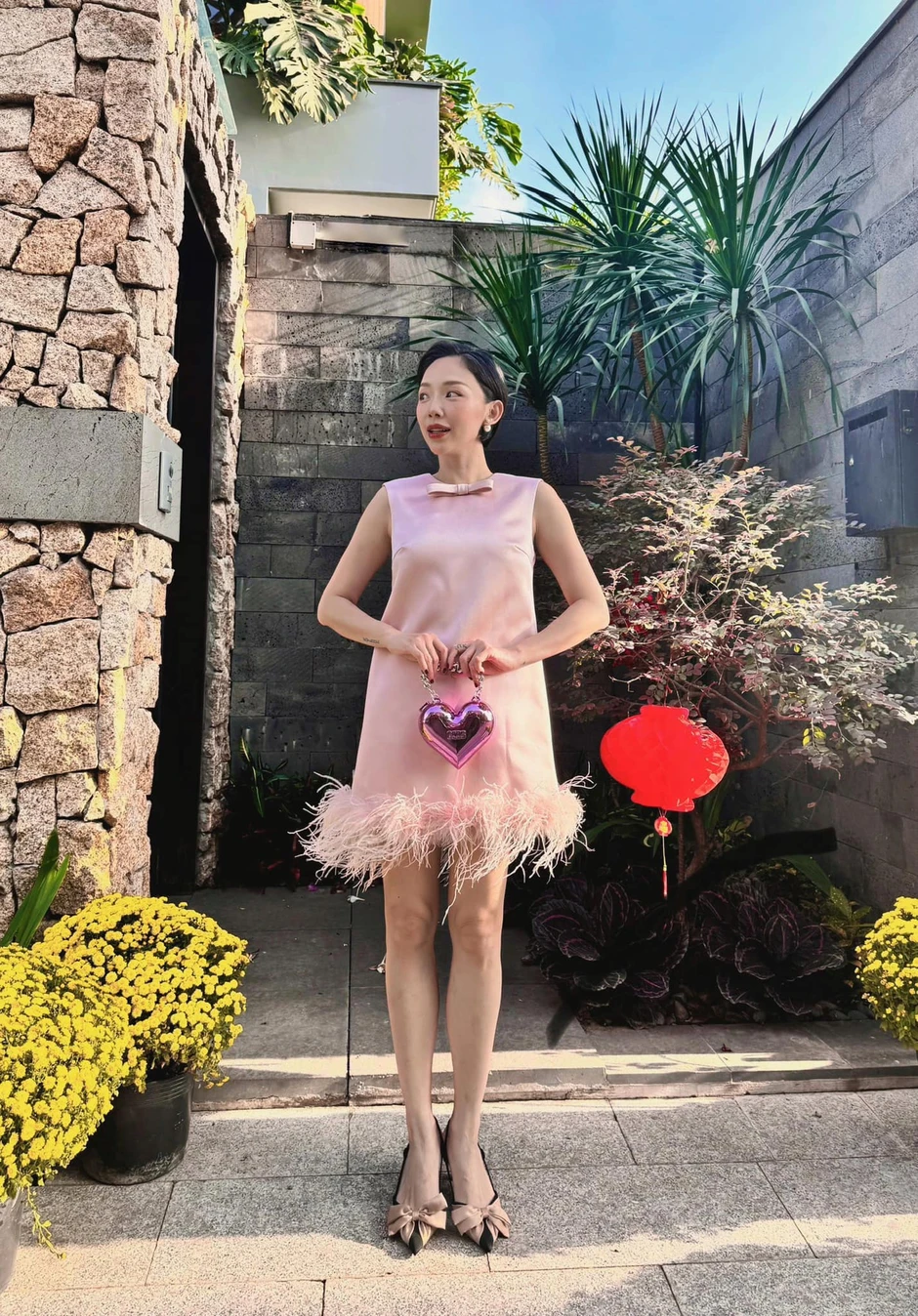 Tóc Tiên và Touliver Bán Biệt Thự Tại TP.HCM: Chi Tiết Giao Dịch Và Những Điều Cần Biết