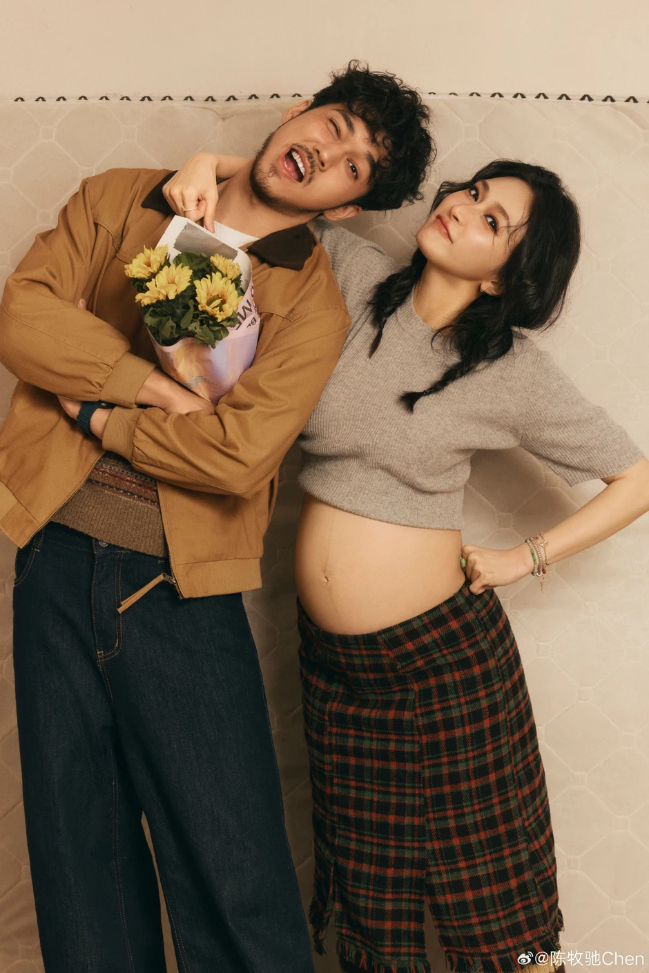 Trai đẹp gen Z đột ngột kết hôn có con với nữ đại gia 1 đời chồng sau 900 ngày biến mất bí ẩn khỏi showbiz Trai đẹp gen Z đột ngột kết hôn có con với nữ đại gia 1 đời chồng sau 900 ngày biến mất bí ẩn khỏi showbiz