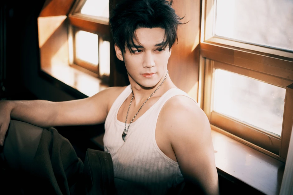 Trai đẹp gen Z đột ngột kết hôn có con với nữ đại gia 1 đời chồng sau 900 ngày biến mất bí ẩn khỏi showbiz Trai đẹp gen Z đột ngột kết hôn có con với nữ đại gia 1 đời chồng sau 900 ngày biến mất bí ẩn khỏi showbiz