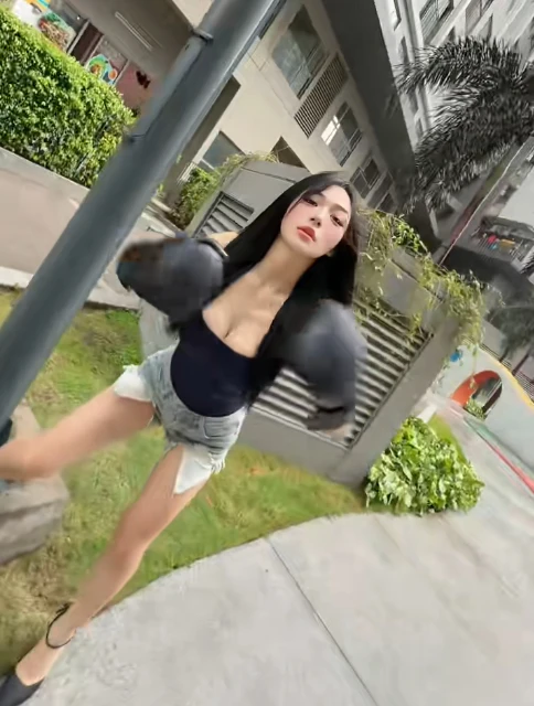 Trần Hà Linh lại tung video mới, gần 1tr views trong nháy mắt