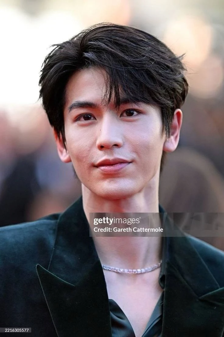 Trương Lăng Hách ảo tưởng tự nhận mình đẹp quá cũng là cái tội