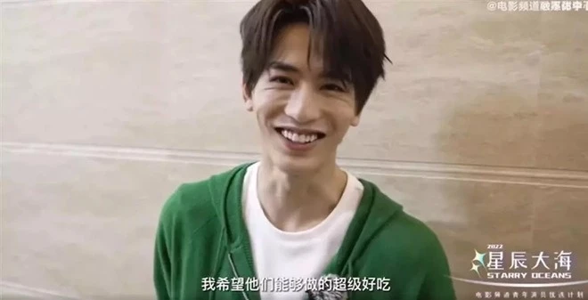 Trương Lăng Hách ảo tưởng tự nhận mình đẹp quá cũng là cái tội