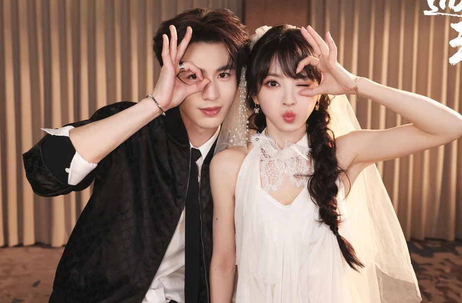 Trương Lăng Hách và Điền Hi Vi gây tranh cãi trên MXH: Cập nhật diễn biến và phản ứng của cư dân mạng