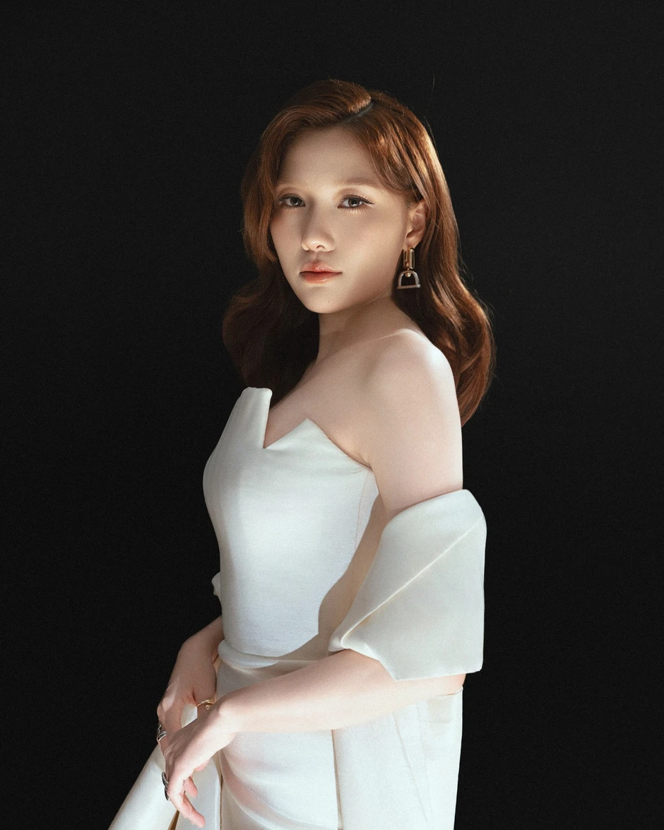 Uyển Ân: Từng trượt đại học, xin việc không nơi nào nhận Uyển Ân: Từng trượt đại học, xin việc không nơi nào nhận