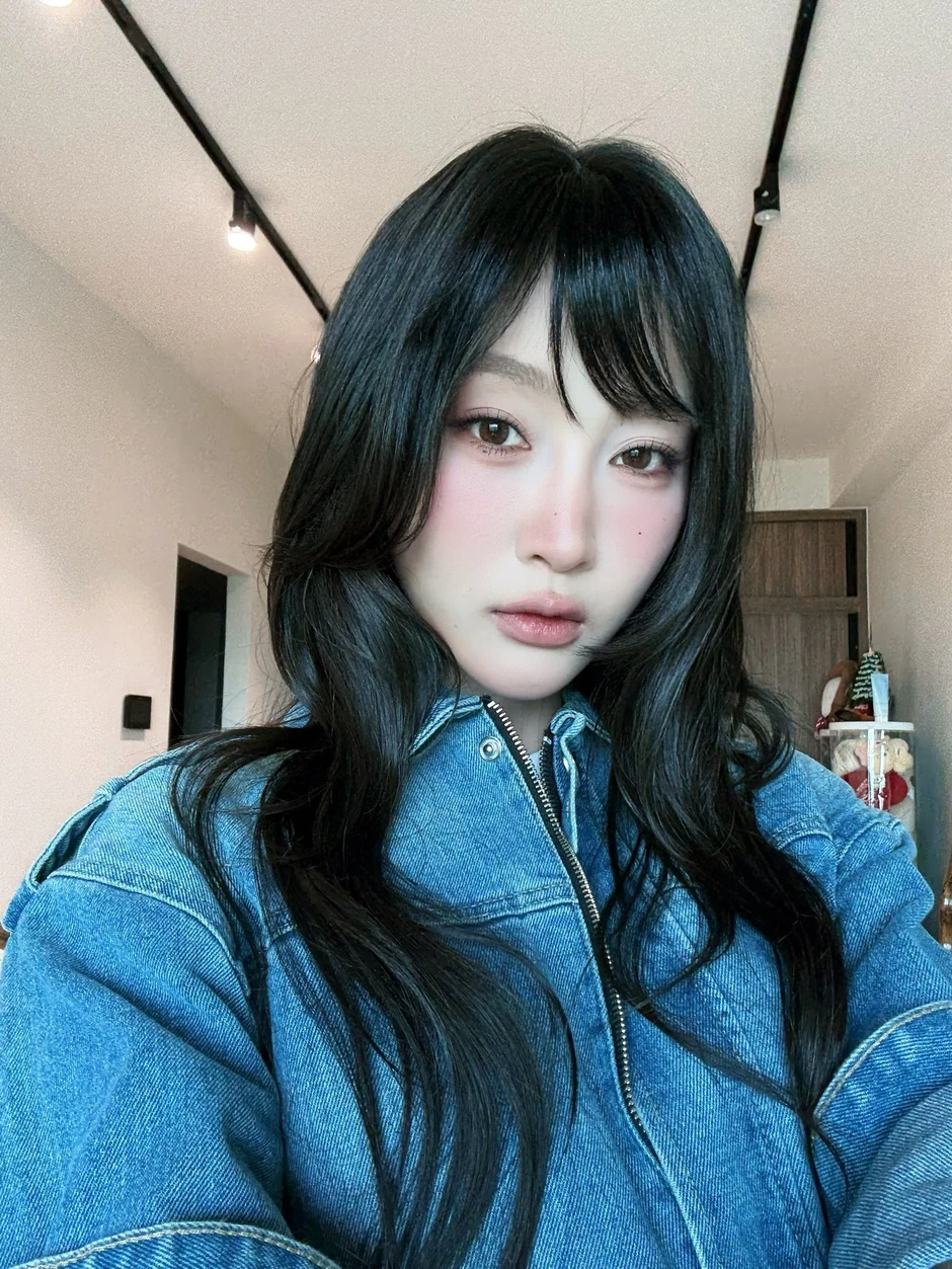 Vệ sinh lại Giếng Tiên sau khi Juky San xuống chụp ảnh áo tắm