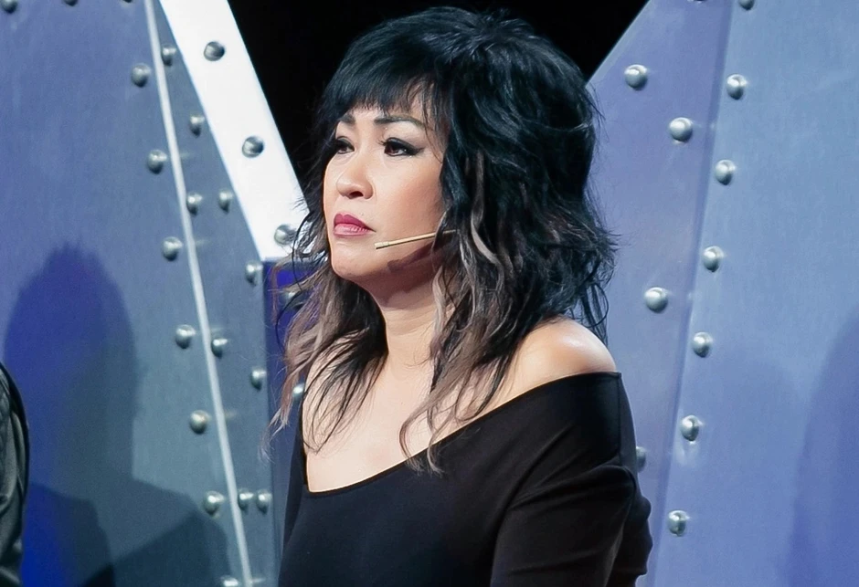 Việt Nam có ca sĩ nhận cát-xê 200 lượng vàng, là người đầu tiên tổ chức concert ở SVĐ Việt Nam có ca sĩ nhận cát-xê 200 lượng vàng, là người đầu tiên tổ chức concert ở SVĐ